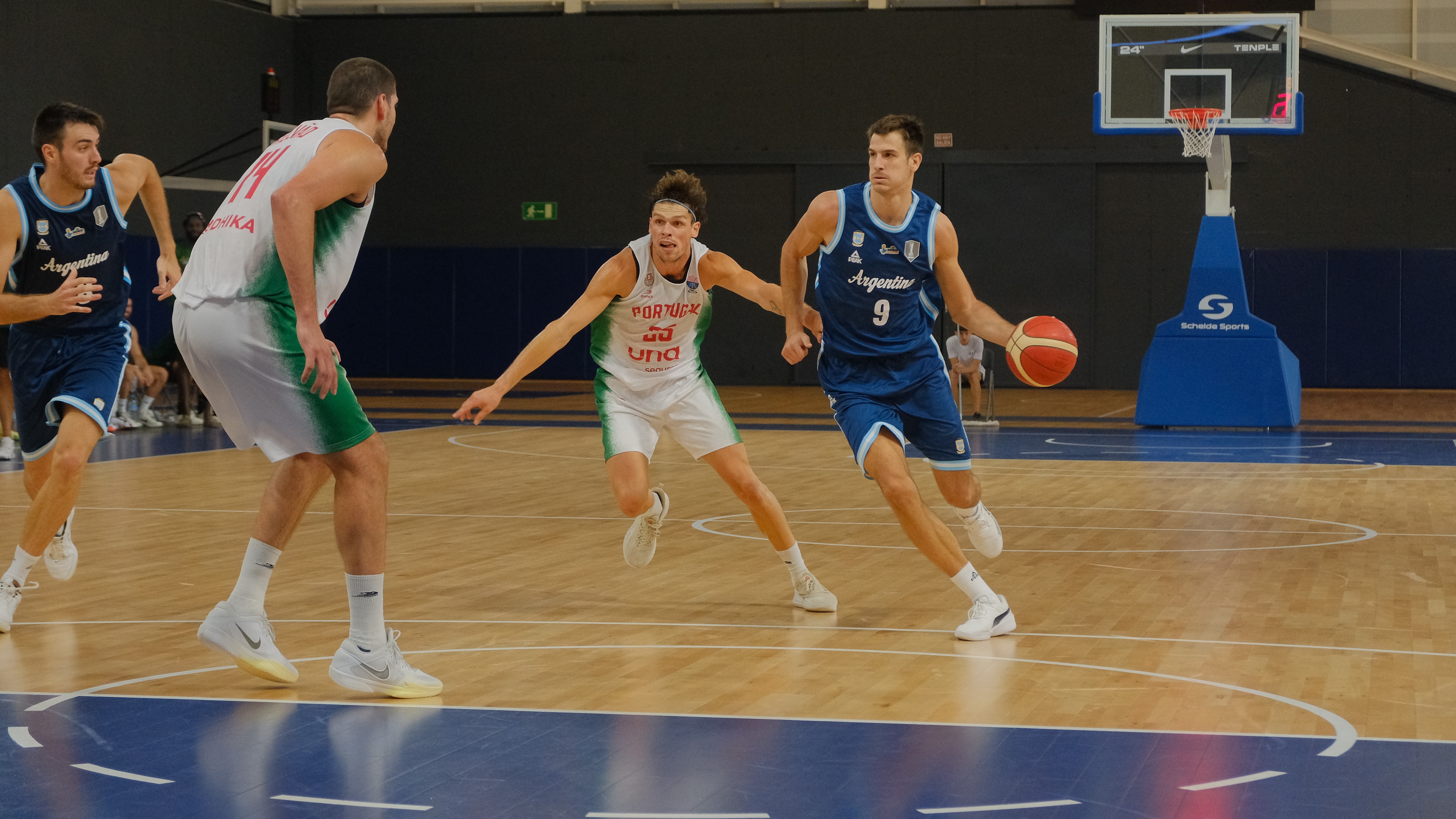 Argentina superó a Portugal y sigue firme en su preparación para la AmeriCup