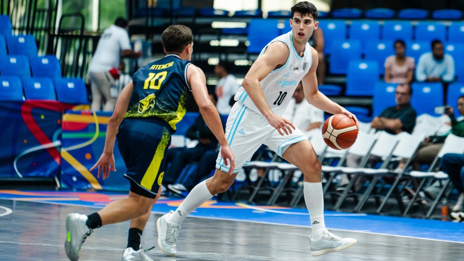 Argentina ganó en la última bola y se metió en cuartos de final de la AmeriCup