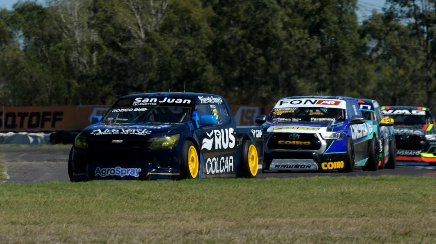 ¡Rugió en el Mouras!: Tobías Martínez metió un Top 10 en su regreso a las TC Pick Up