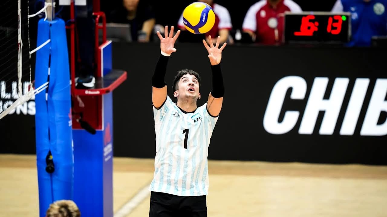 Orgullo de San Juan: Matías Sánchez fue elegido el mejor armador de Francia