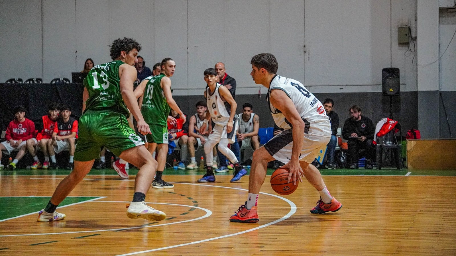 Urquiza rugió en Córdoba: Gran victoria ante Banda Norte para soñar en la Liga Federal