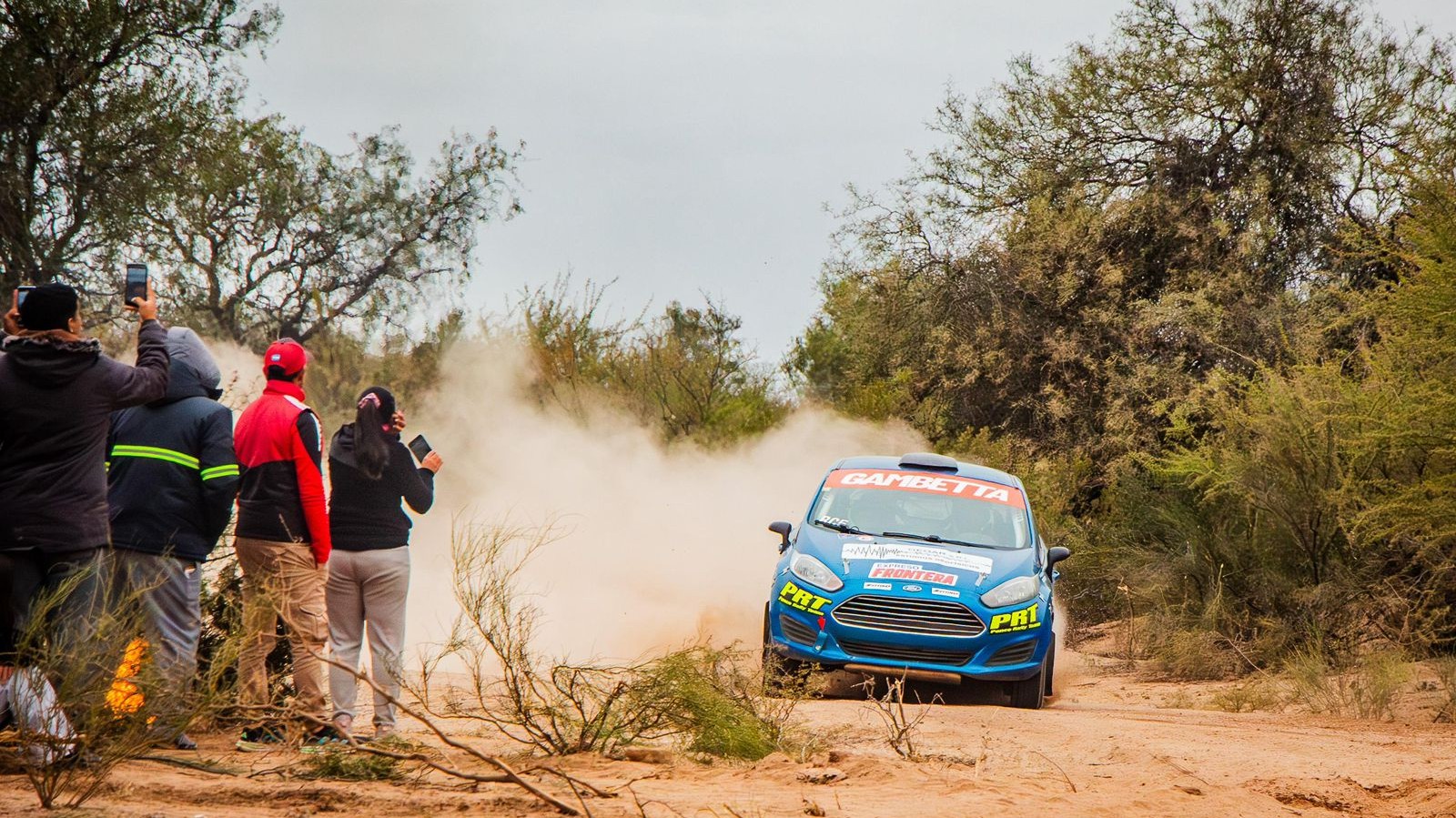 ¡El regreso del campeón! Santiago Gambetta aceleró a fondo y se quedó con el Rally de Tama
