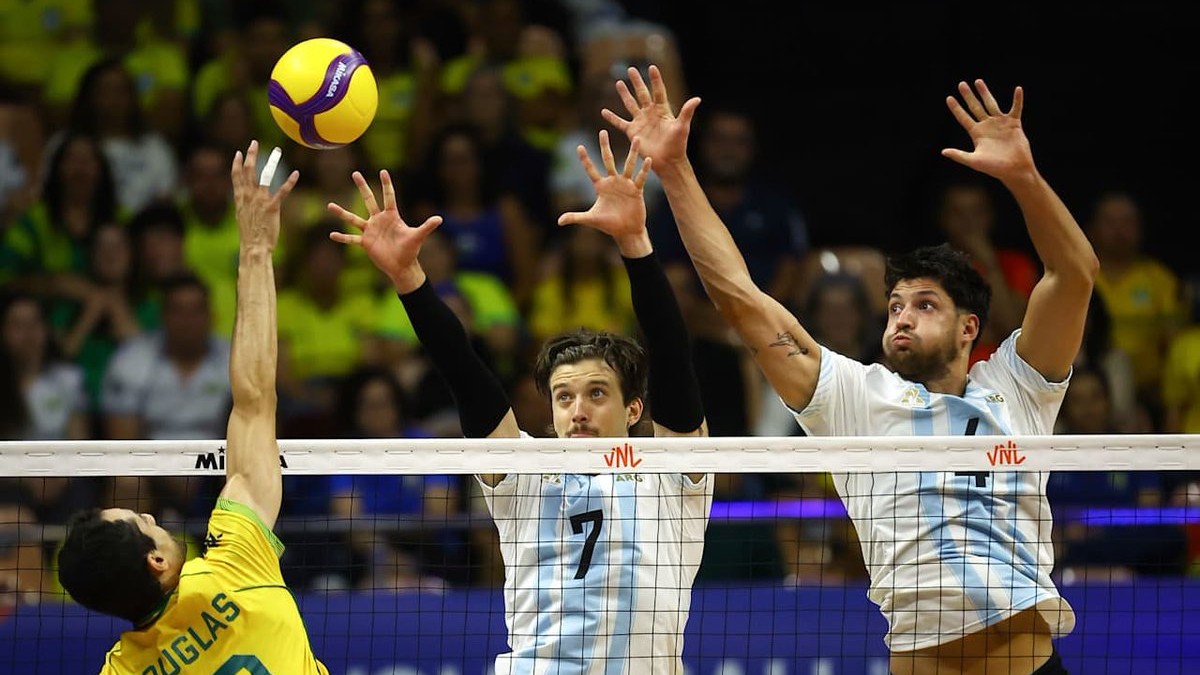 Argentina batalló en un clásico tremendo pero Brasil se lo llevó en el tie-break