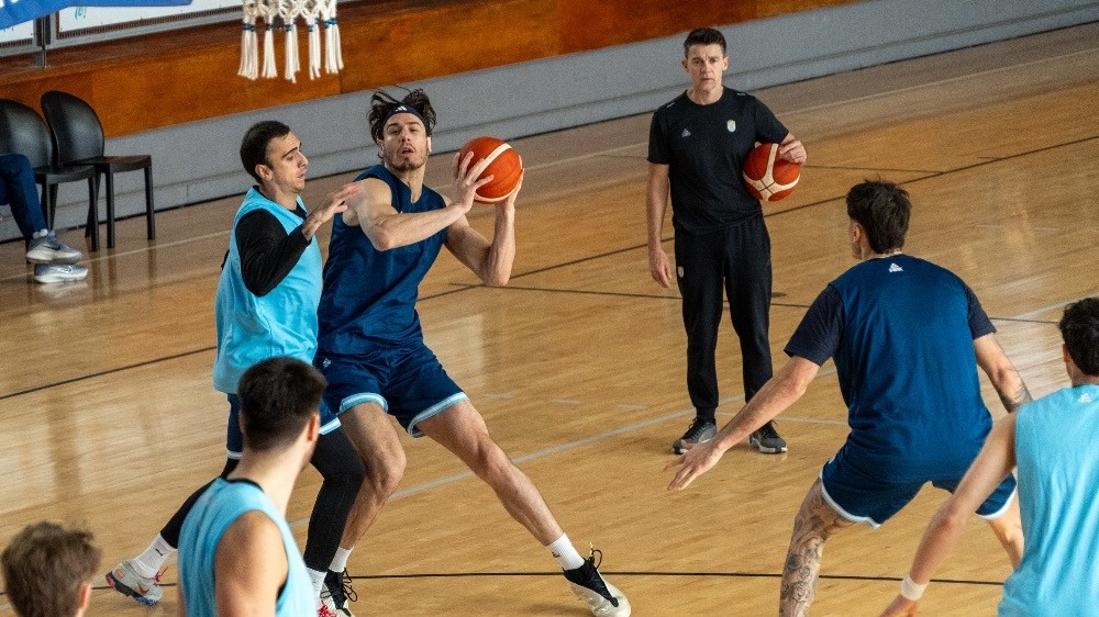 ¡Alma y mente en la Ventana! La Selección de básquet ya entrena en Zárate