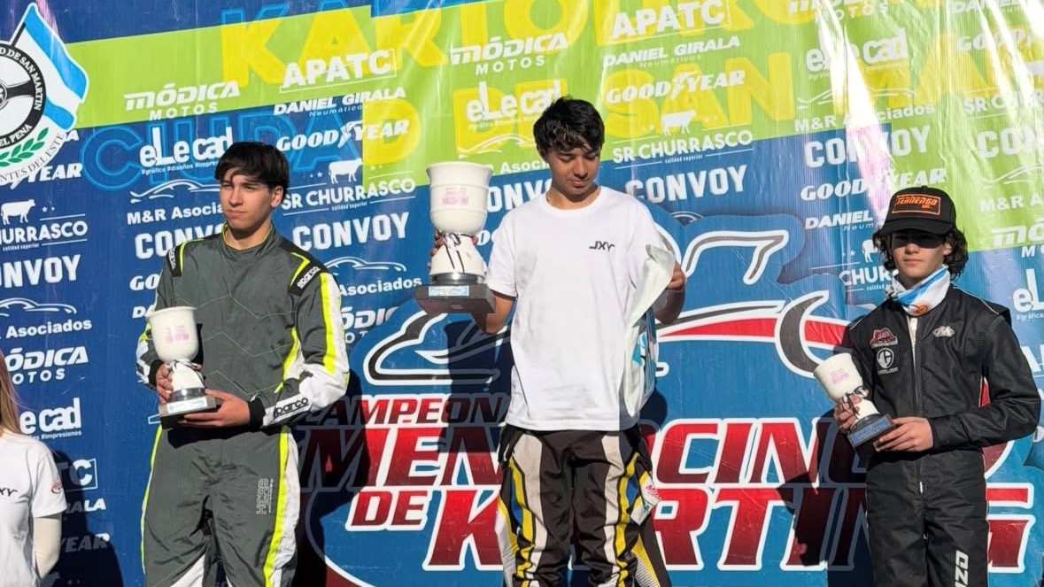 Mateo Reinoso se subió al podio en el Karting Mendocino tras una enorme batalla 