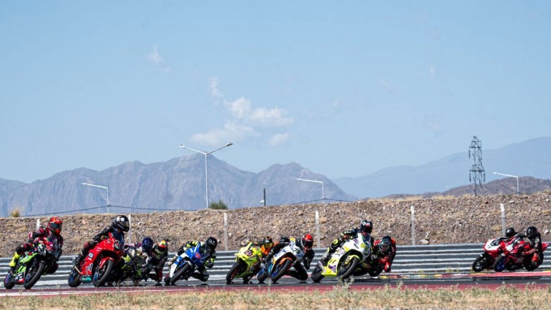 Cumbre del motociclismo sudamericano y el sueño local de Mateo Bongiovanni