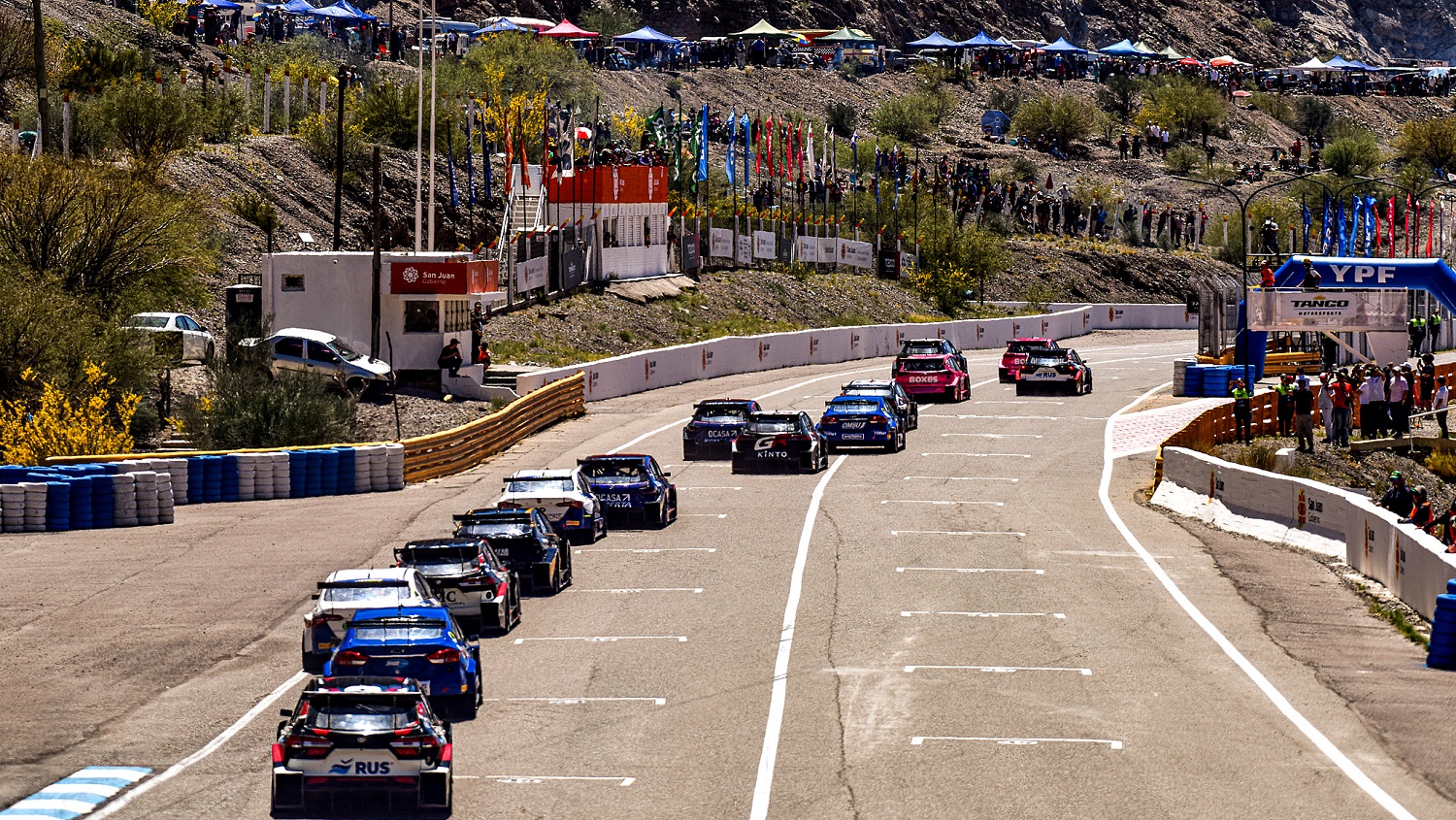 ¡Fiesta total en el Zonda! Vuelve el TC2000 y Henry Martín se pone el casco para un regreso histórico