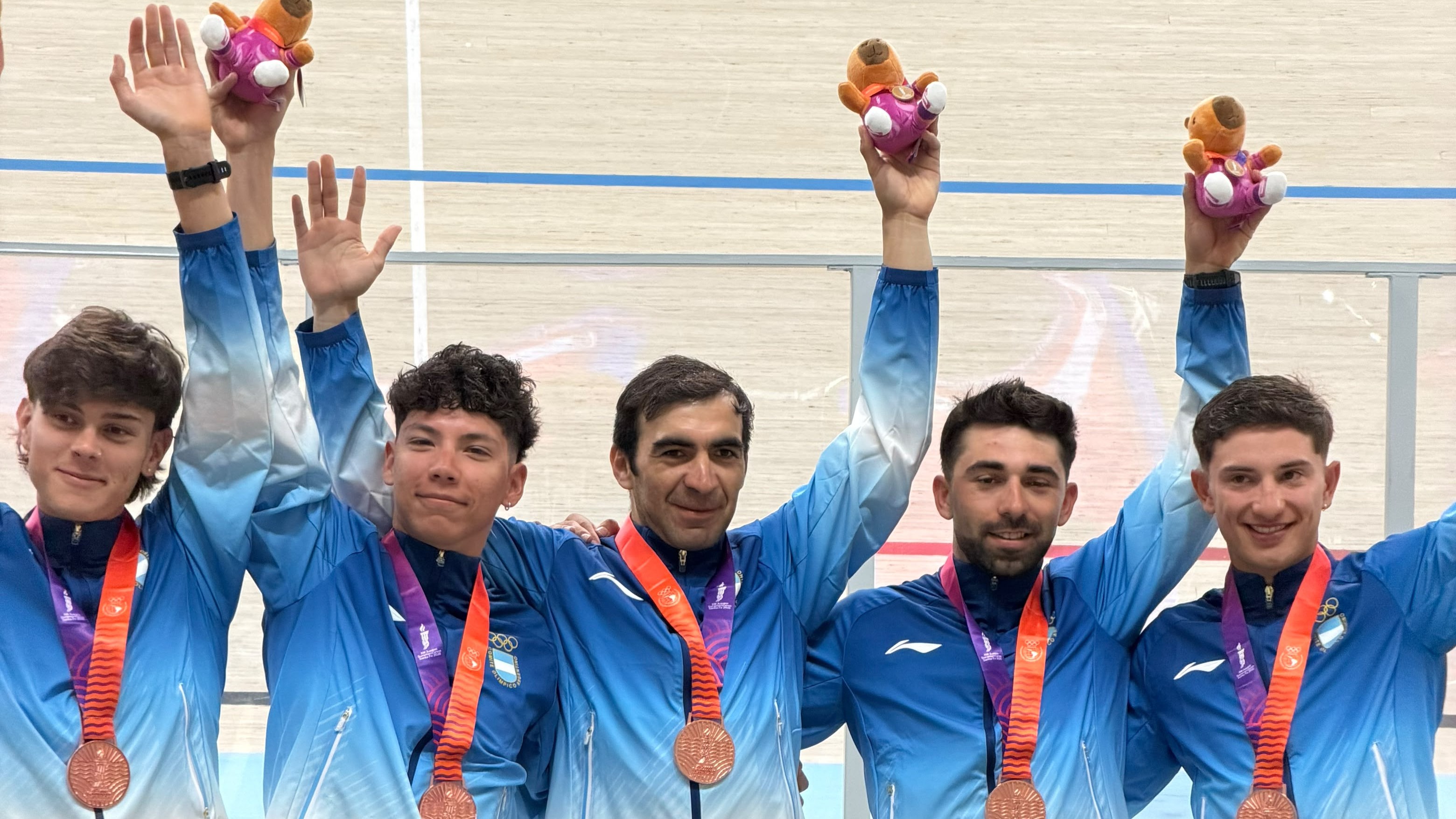 ¡El "pelado” Ramos mantiene bien alta la bandera de San Juan! Medalla de bronce y mano a mano exclusivo en Rafaela