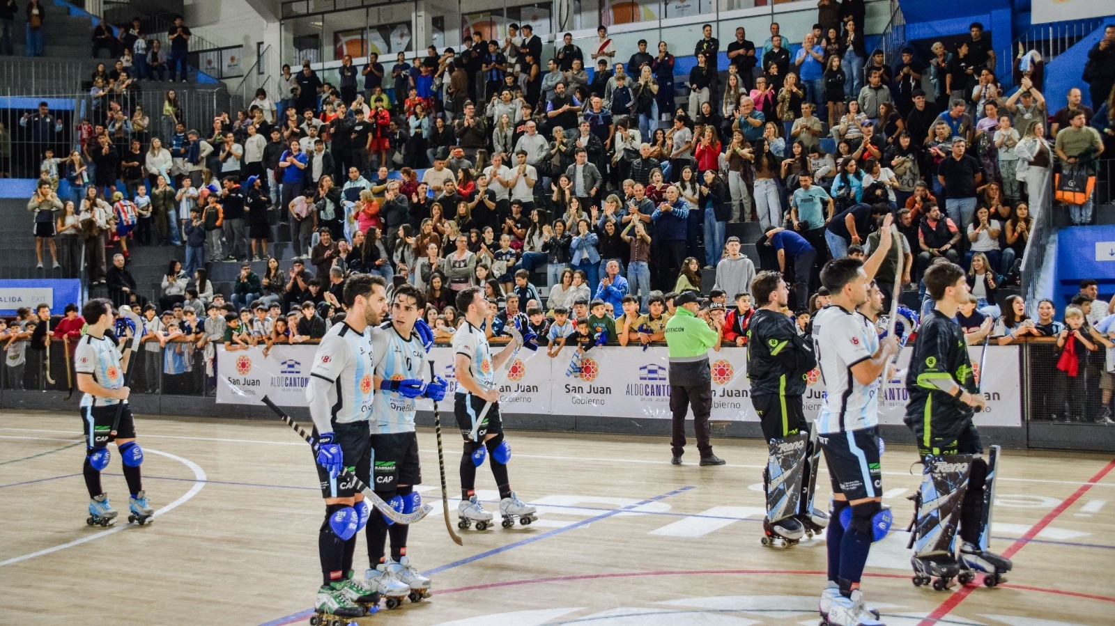 ¡Fiesta en el Cantoni! La Selección venció a Italia, confirmó cambio por lesión y ya piensa en el Mundial
