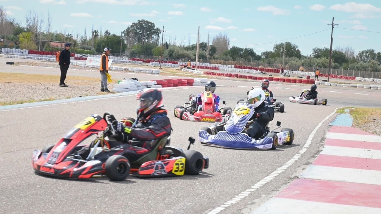 ¡A pura velocidad! El ProKart Cuyano acelera con todo en Pocito