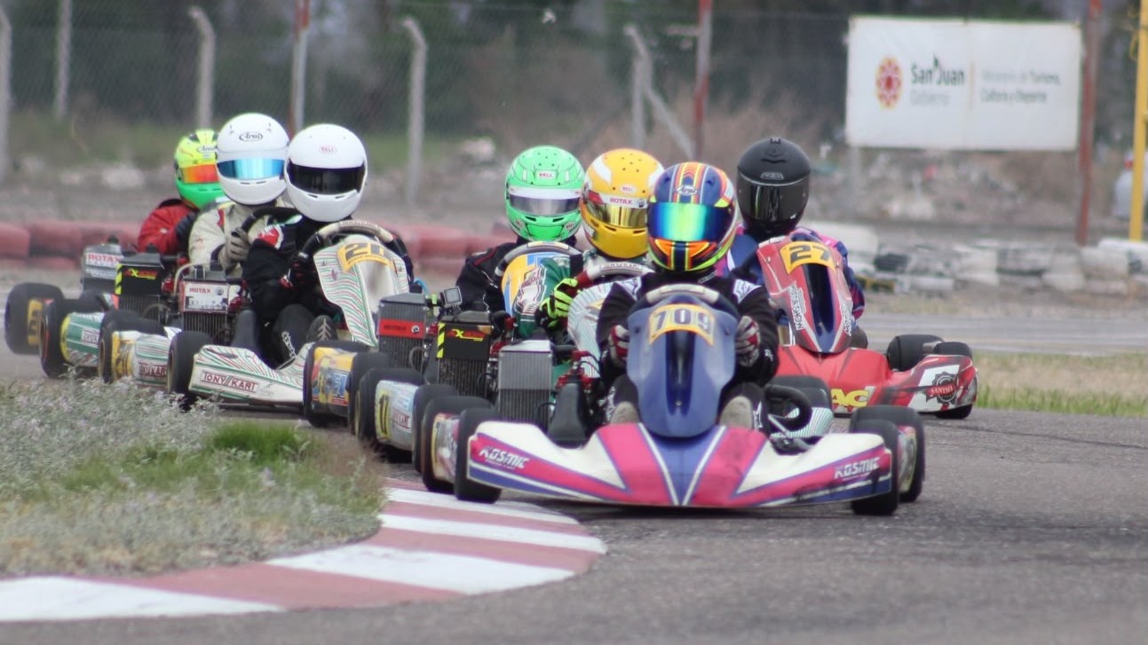 ¡Adrenalina pura en Pocito: Se corrió la 5ª fecha del Prokart Cuyano!